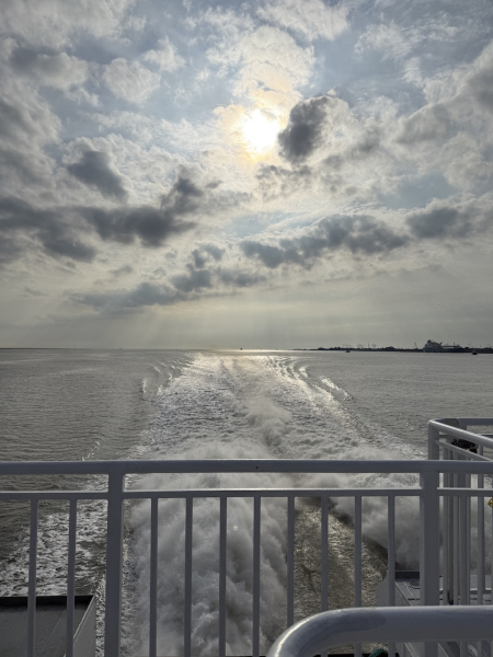 Abfahrt Cuxhaven nach Hamburg mit dem Halunder Jet