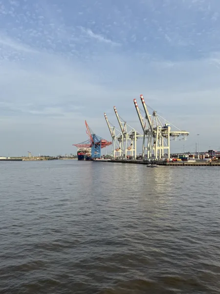 Container Hafen Hamburg