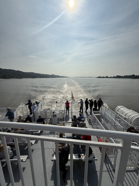 Tolle Blicke vom Halunder Jet auf die Elbe